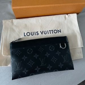 LV Monogram Eclipse Pochette